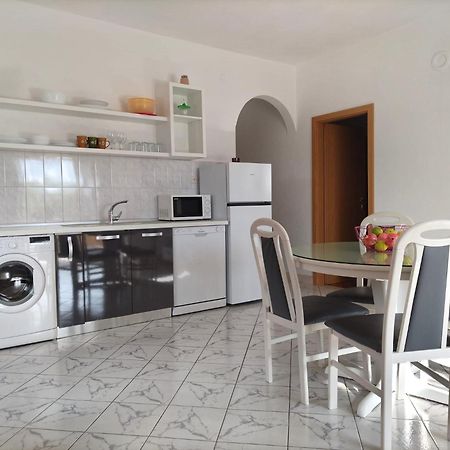 Apartments Podbarje Μπολ Εξωτερικό φωτογραφία